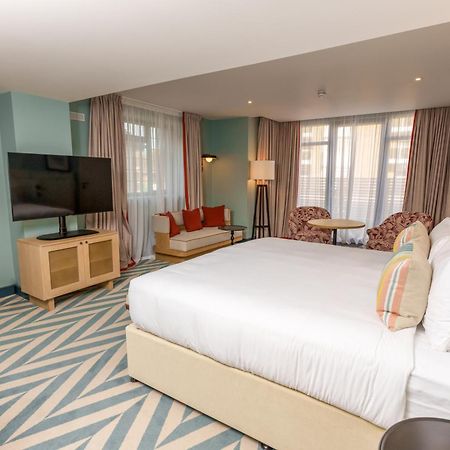 The Relais Cooden Beach And Spa Bexhill-on-Sea Esterno foto