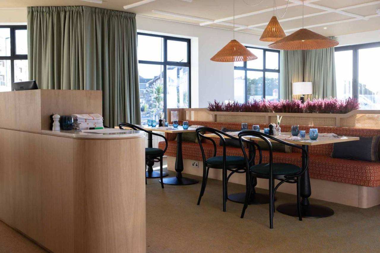 The Relais Cooden Beach And Spa Bexhill-on-Sea Esterno foto