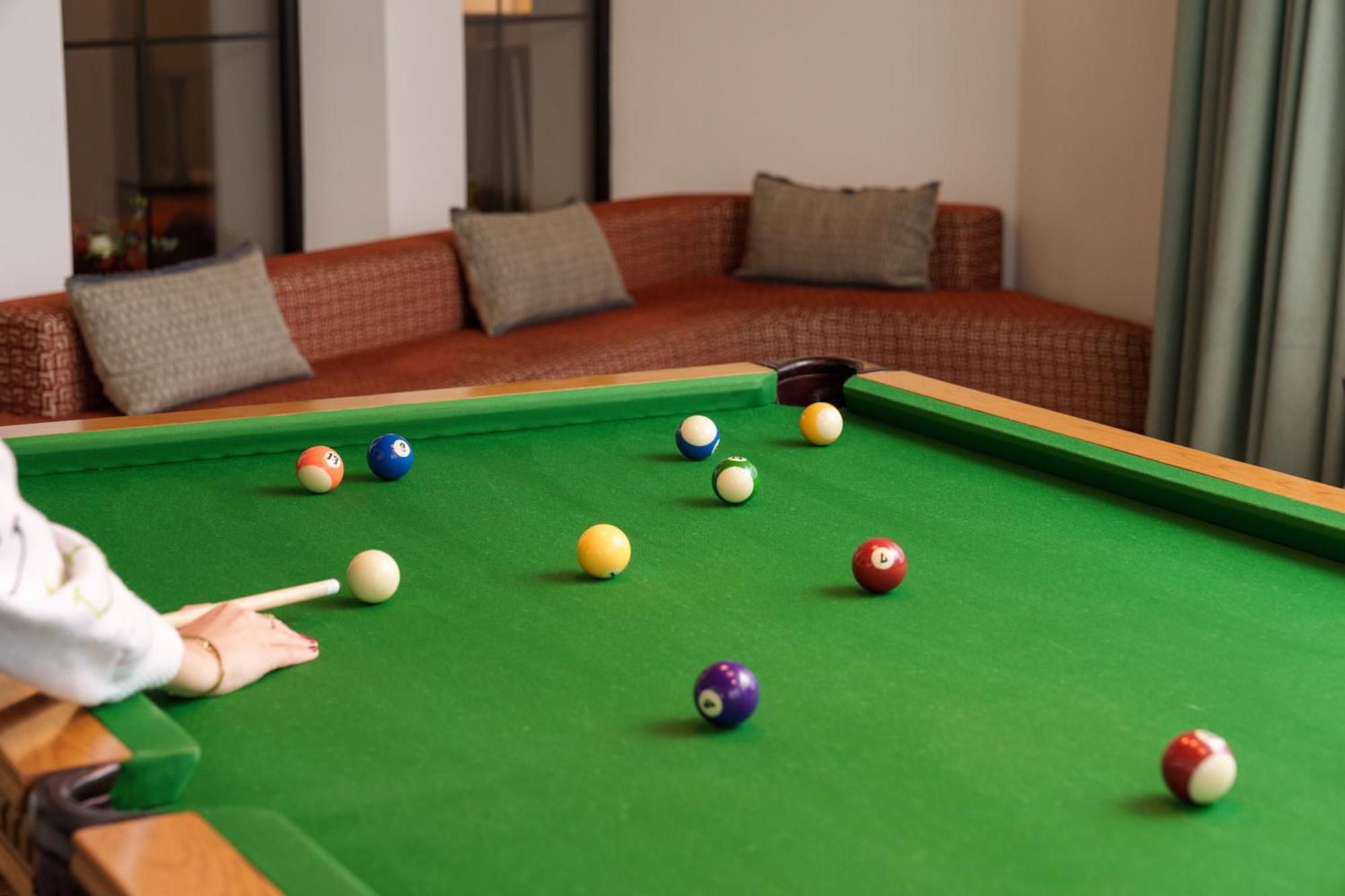 The Relais Cooden Beach And Spa Bexhill-on-Sea Esterno foto